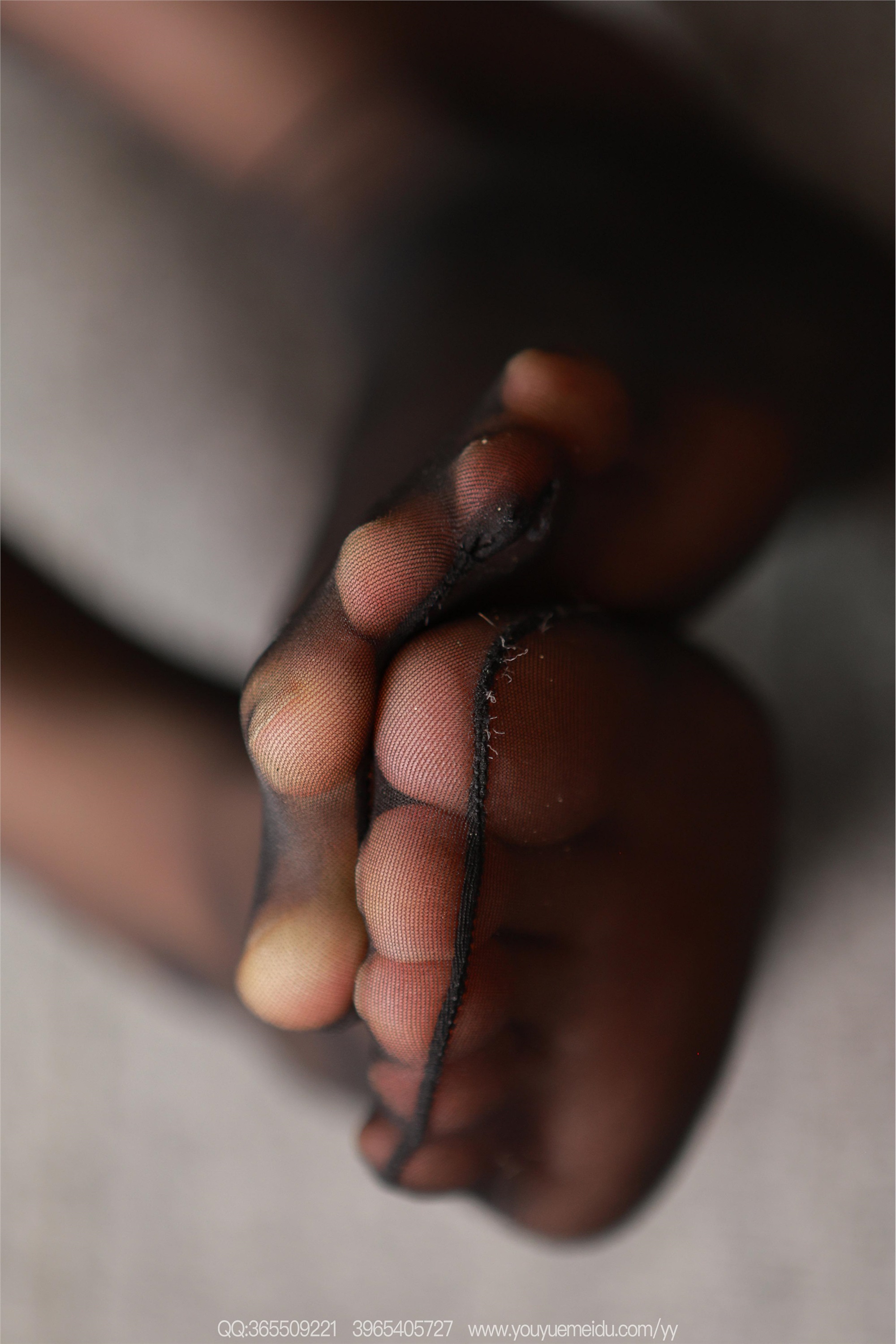 IESS异思趣向  2025.08.20 丝享家 2136 小婕《酒红穿搭》